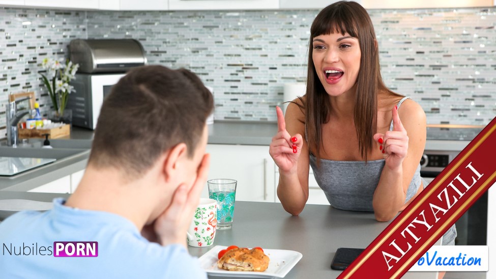 Üvey Annemle Milli Oldum